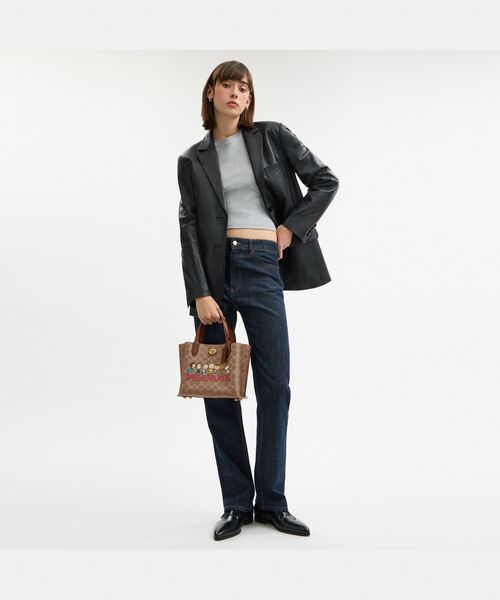 COACH X PEANUTS】ウィロウ トート バッグ 24・シグネチャー キャンバス