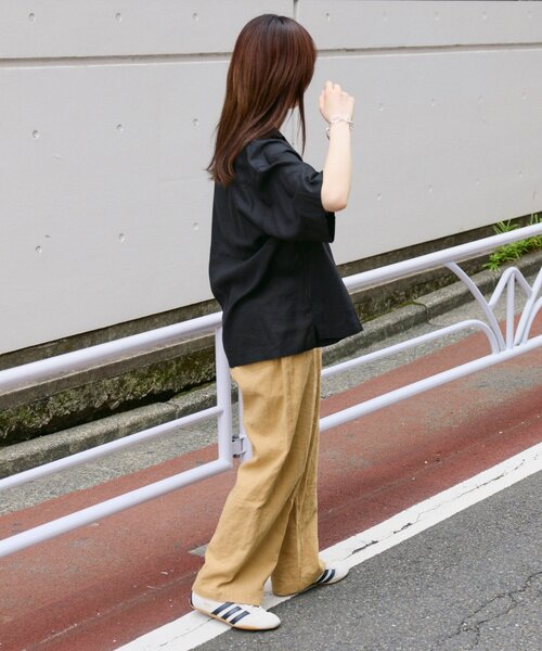 CIAOPANIC TYPY(チャオパニックティピー)の「【ユニセックスで着れる】リネンレーヨンオープンカラー半袖シャツ(シャツ/ブラウス・レディース・ブラック/オフホワイト/ベージュ/ホワイト・MEDIUM/LARGE)」の16枚目の写真