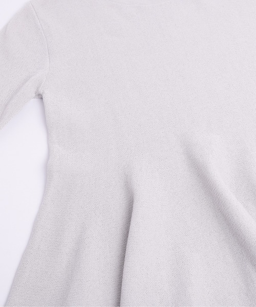La-gemme(ラジェム)の「サマーニットペプラムトップス(Tシャツ/カットソー・レディース・ブラック/ライトグレー/ピンク/オフホワイト・フリー)」の11枚目の写真