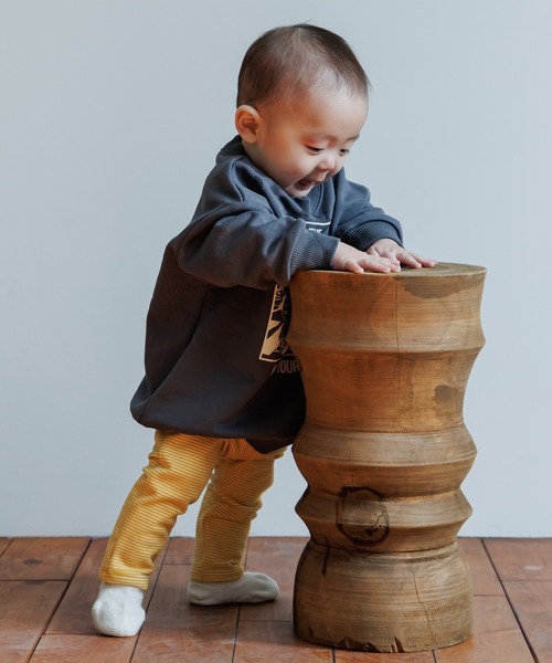 MAKE YOUR DAY（メイクユアデイ）の「テクテクえらい人ファミリー裏毛トレーナー■80～140cm（スウェット・キッズ・アイボリー/チャコールグレー・110/100/90/140/130/80/120）」の9枚目の写真