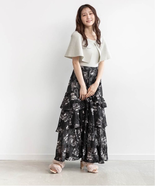RANDA(ランダ)の「ケープニットドッキングワンピース(ワンピース・レディース・ブラック/ホワイト/グリーン・1/0)」の5枚目の写真
