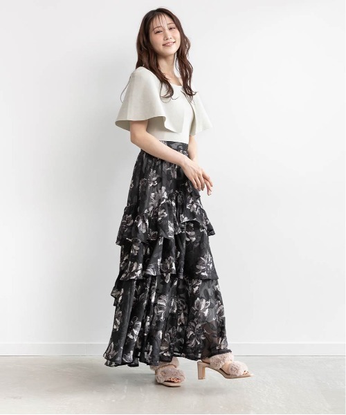 RANDA(ランダ)の「ケープニットドッキングワンピース(ワンピース・レディース・ブラック/ホワイト/グリーン・1/0)」の6枚目の写真