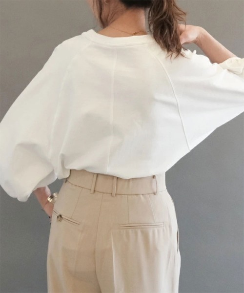 SallyLunn（サリーラン）の「【デイリーに活躍】ボリューム袖トップス（シャツ/ブラウス・レディース・ホワイト/ブラック/ネイビー/グリーン・FREE）」の9枚目の写真