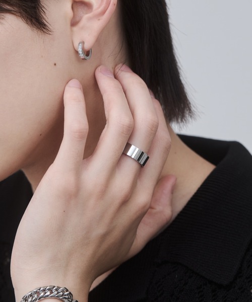 WYZ surgical stainless(ダブリューワイジィーサージカルステンレス)の「【 金属アレルギー対応 】シンプル サージカルステンレス リング(リング・メンズ・ゴールド/ブラック/シルバー・16号/18号/20号)」の22枚目の写真