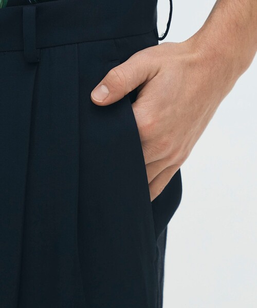 caban(キャバン)の「CABaN レーヨンシルクツイル 2タックワイドテーパードパンツ(その他パンツ・メンズ・ベージュ/ネイビー・S/M/L)」の9枚目の写真