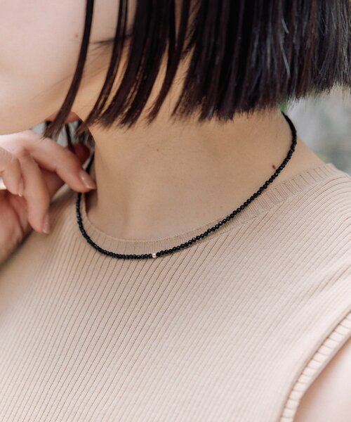 ear PAPILLONNER(イアパピヨネ)の「《スターリングシルバー使用》粒ストーンネックレス(ネックレス・レディース・ブラック/ブルー系その他/ネイビー・FREE)」の13枚目の写真