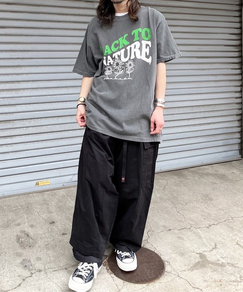 MODISH GAZE(モディシュガゼ)の「【MODISH GAZE】BACK TO NATURE ピグメント加工ビッグシルエットTシャツ(Tシャツ/カットソー・メンズ・スミクロ/ネイビー/アイボリー・FREE)」の14枚目の写真