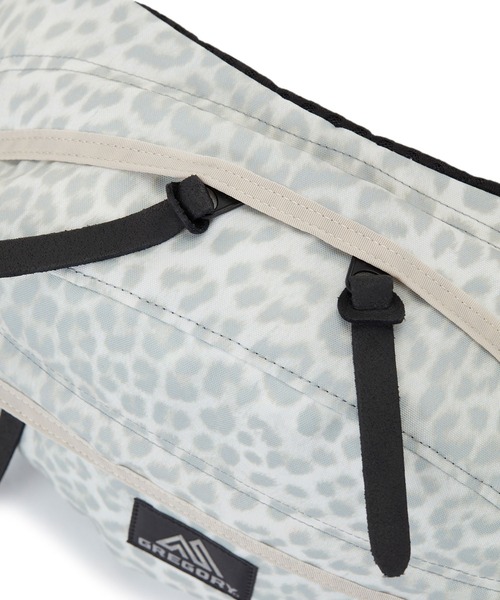GREGORY（グレゴリー）の「テールメイトS TAILMATE S V2 スノーレオパード（ボディバッグ/ウエストポーチ・メンズ・レオパード・-）」の6枚目の写真