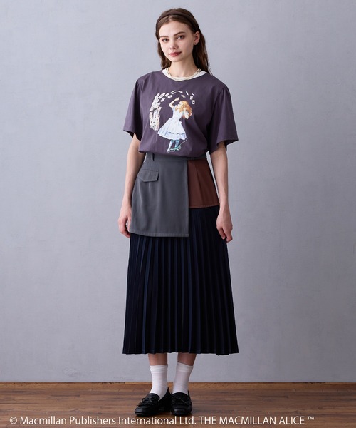 NICOLE CLUB(ニコル クラブ)の「THE MACMILLAN ALICE マクミラン・アリスプリントコラボTシャツ(Tシャツ/カットソー・レディース・その他2/その他1/チャコール・FREE)」の7枚目の写真