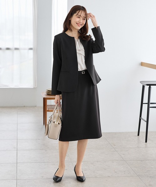 Honeys(ハニーズ)の「【ストレッチ・マシンウォッシャブル・イージーケア】ノーカラージャケット(ノーカラージャケット・レディース・ダークベージュ/ネイビー/ヘザーチャコール/ブラック・3L/L/LL/M/S)」の14枚目の写真