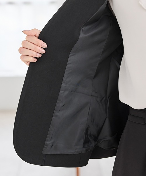 Honeys(ハニーズ)の「【ストレッチ・マシンウォッシャブル・イージーケア】ノーカラージャケット(ノーカラージャケット・レディース・ダークベージュ/ネイビー/ヘザーチャコール/ブラック・3L/L/LL/M/S)」の18枚目の写真