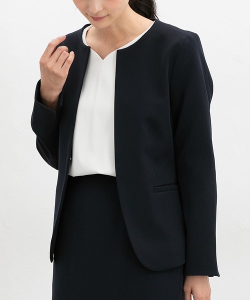 Honeys(ハニーズ)の「【ストレッチ・マシンウォッシャブル・イージーケア】ノーカラージャケット(ノーカラージャケット・レディース・ダークベージュ/ネイビー/ヘザーチャコール/ブラック・3L/L/LL/M/S)」の20枚目の写真