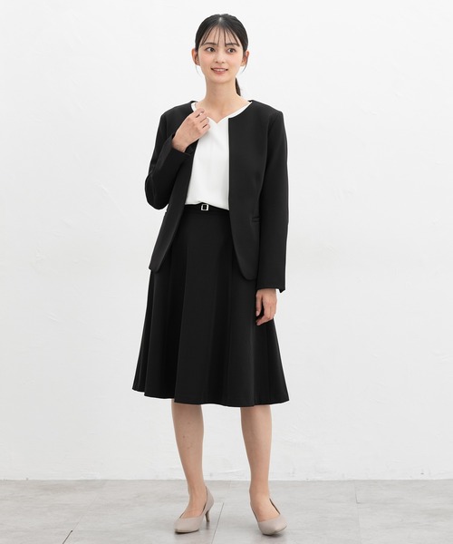 Honeys(ハニーズ)の「【ストレッチ・マシンウォッシャブル・イージーケア】ノーカラージャケット(ノーカラージャケット・レディース・ダークベージュ/ネイビー/ヘザーチャコール/ブラック・3L/L/LL/M/S)」の15枚目の写真