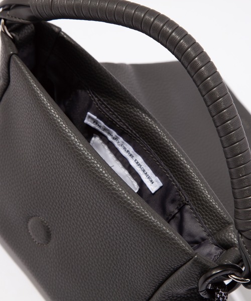 F/CE. (エフシーイー)の「F/CE. TECH LEATHER MINI POUCH / エフシーイー テックレザー ミニポーチ(ハンドバッグ・メンズ・ブラック/アイボリー/チャコール・FREE)」の17枚目の写真