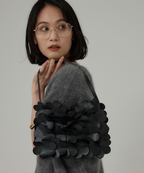 JAMIRAY（ジャミレイ）の「【JAMIRAY】FLOWER BAG（ショルダーバッグ・レディース・ブラック・FREE）」の3枚目の写真