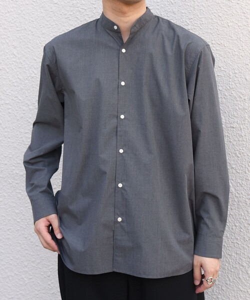 SHIPS any(シップス エニィ)の「SHIPS any: LIM BLESS ソリッド / ストライプ バンドカラー シャツ 26AW◇(シャツ/ブラウス・メンズ・カーキ/グレー/コバルトブルー/ネイビー/ロイヤルブルー/ダークグレー/ブルー/チャコールグレー/ブルー系その他・X-LARGE/LARGE/MEDIUM/SMALL)」の2枚目の写真