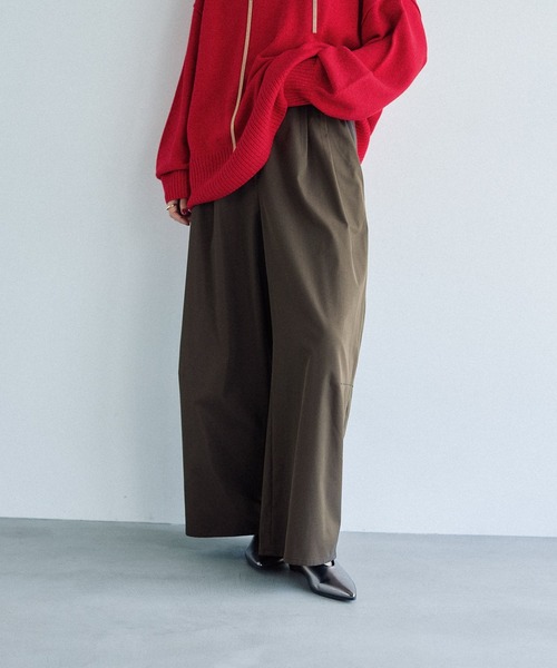 LEPSIM(レプシィム)の「イージーコクーンワイドパンツ 499926(その他パンツ・レディース・アイボリー/ブラック/ブラウン・FREE/TALL)」の17枚目の写真