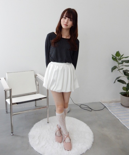 Birthday room(バースデイルーム)の「2WAYドットロンT/2way dot long t-shirt(Tシャツ/カットソー・レディース・ブラック/オフホワイト・FREE)」の6枚目の写真