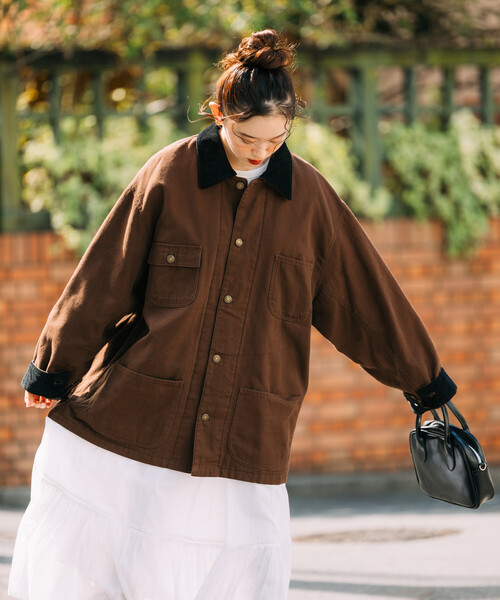 FREAK'S STORE（フリークスストア）の「限定展開 ビッグシルエット コーデュロイ切り替え ダックカバーオール ジャケット（カバーオール・メンズ・ブラック/チャコールグレー/ベージュ/ブラウン・SMALL/MEDIUM/LARGE）」の3枚目の写真