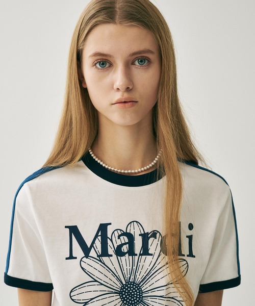 Mardi Mercredi(マルディメクルディ)の「SLIM RINGER TSHIRT FLOWERMARDI / スリム リンガー Tシャツ フラワーマルディ(Tシャツ/カットソー・レディース・クリーム/ネイビー/アイボリー・FREE)」の14枚目の写真