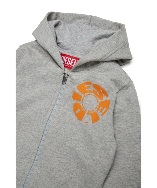 DIESEL（ディーゼル）の「ベビー ジップアップパーカー SPRAVONB（パーカー・キッズ・レッド/グレー系その他・36M/12M/24M/18M）」の3枚目の写真