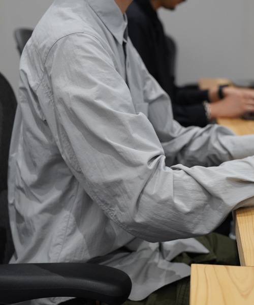 GEEK PARADISE（ギークパラダイス）の「ワーカホリックレギュラーシャツプロ レフトポケット v1.0.0（シャツ/ブラウス・メンズ・グレー/ブラック/ダークネイビー/ホワイト・マルチサイズ）」の3枚目の写真