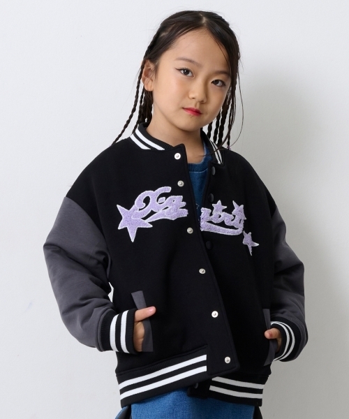 X-girl Stages(エックスガールステージス)の「ロゴ刺しゅうダンボールニットスタジャン(スタジャン・キッズ・ブラック/ラベンダー・130cm/110cm/120cm/140cm/100cm/90cm)」の2枚目の写真