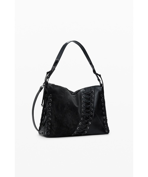 Desigual(デシグアル)の「ミディアムサイズのフェイクレザークロスストラップバッグ(ショルダーバッグ・レディース・ブラック・FREE)」の1枚目の写真