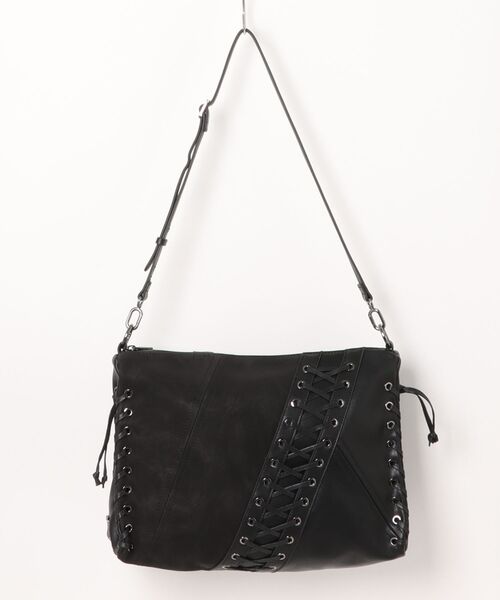 Desigual(デシグアル)の「ミディアムサイズのフェイクレザークロスストラップバッグ(ショルダーバッグ・レディース・ブラック・FREE)」の8枚目の写真