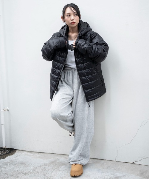 WEGO（ウィゴー）の「WEGO/コンパクトフィットパファーフーディー（ダウンジャケット/コート・メンズ・ブラック/ブルー・MEDIUM/LARGE）」の4枚目の写真