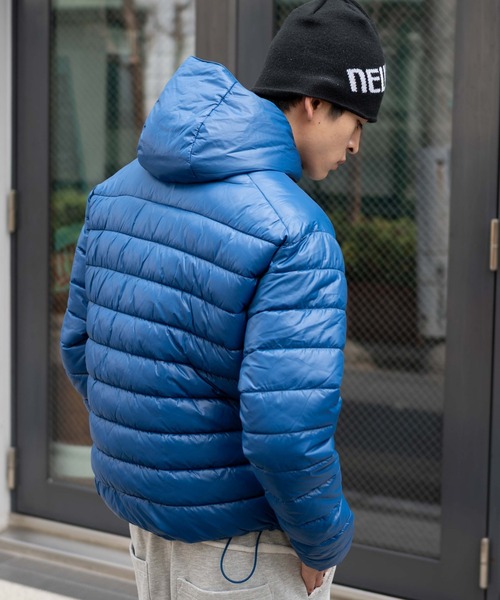 WEGO（ウィゴー）の「WEGO/コンパクトフィットパファーフーディー（ダウンジャケット/コート・メンズ・ブラック/ブルー・MEDIUM/LARGE）」の20枚目の写真