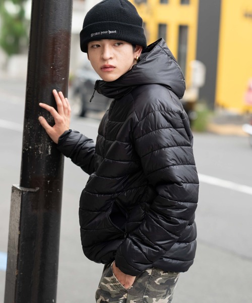 WEGO（ウィゴー）の「WEGO/コンパクトフィットパファーフーディー（ダウンジャケット/コート・メンズ・ブラック/ブルー・MEDIUM/LARGE）」の6枚目の写真