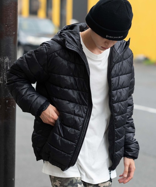 WEGO（ウィゴー）の「WEGO/コンパクトフィットパファーフーディー（ダウンジャケット/コート・メンズ・ブラック/ブルー・MEDIUM/LARGE）」の11枚目の写真