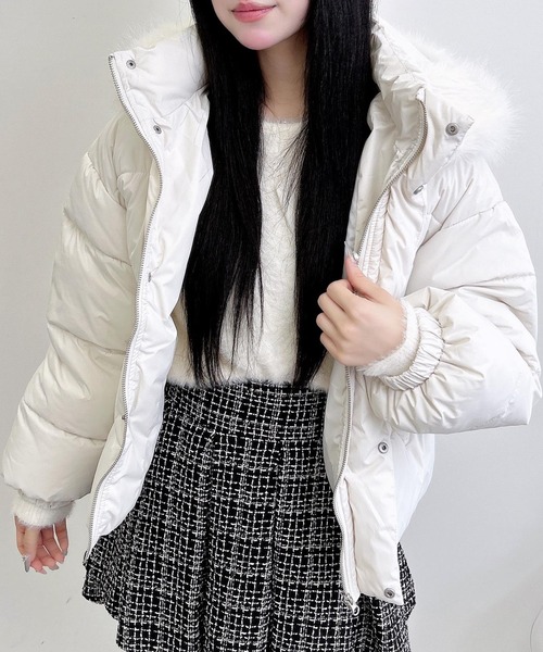 INGNI（イング）の「エコファー取り外し中綿ジャケット（ダウンジャケット/コート・レディース・オフホワイト/グレー系その他/ブラック・M）」の14枚目の写真