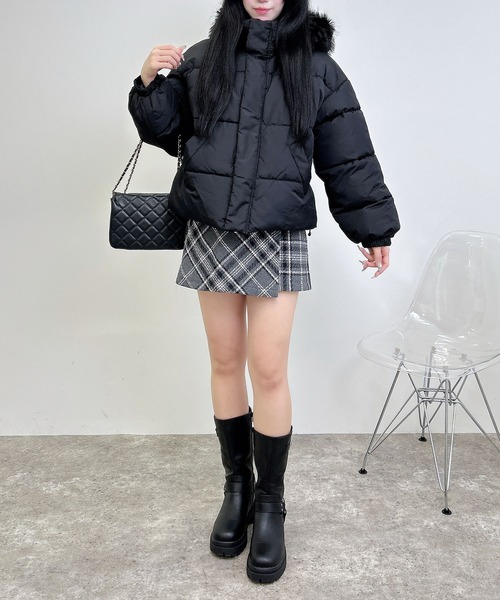 INGNI（イング）の「エコファー取り外し中綿ジャケット（ダウンジャケット/コート・レディース・オフホワイト/グレー系その他/ブラック・M）」の21枚目の写真