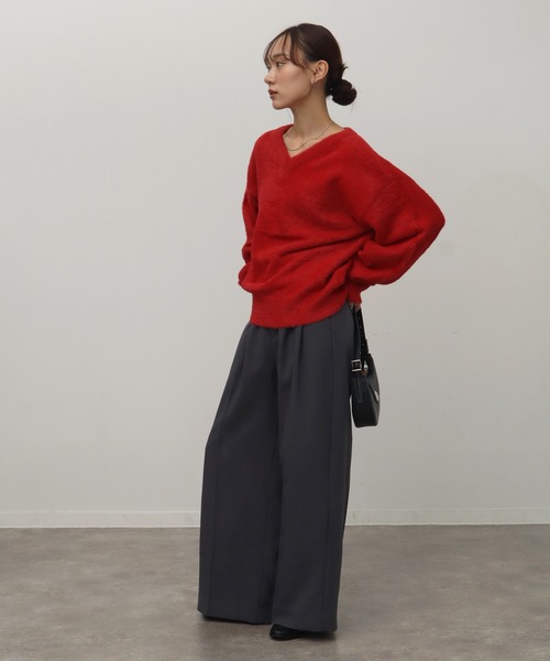 NOGLE(ノグル)の「【NOGLE/ノグル】オフショルミニシャギーVネックニット(ニット/セーター・レディース・ブラック/アイボリー/レッド/ブルー・FREE)」の10枚目の写真