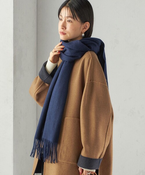 SHIPS(シップス)の「ウール カシミヤ ウォッシャブル ストール(マフラー・レディース・ブルー/ネイビー/ライトブルー/レッド/ピンク/オフホワイト・ONE SIZE)」の9枚目の写真