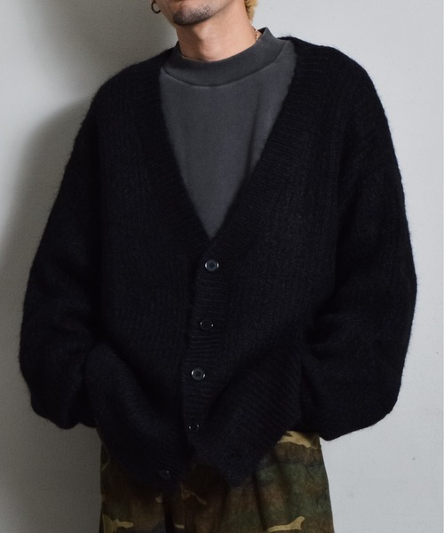 V‑neck shaggy cardigan — V‑образный кардиган