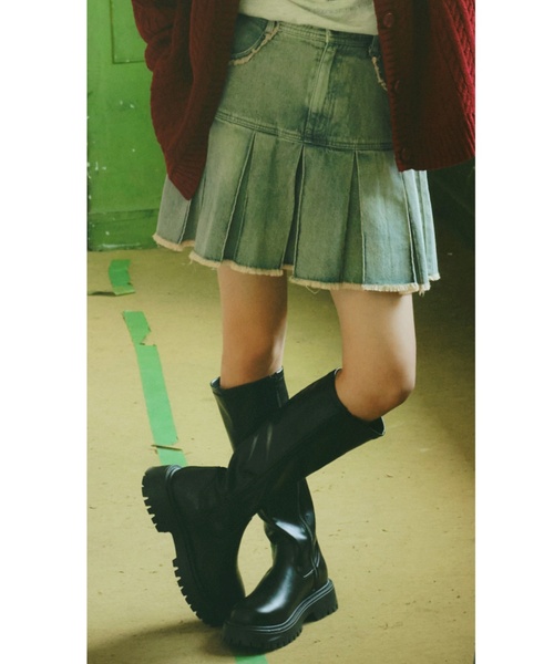 LOVETOXIC（ラブトキシック）の「【LTXC】アソートボックスプリーツスカート（スカート・キッズ・モカ/ブルー/グレー/カーキ/ブラウン・M:150cm/L:160cm/130cm/S:140cm）」の5枚目の写真