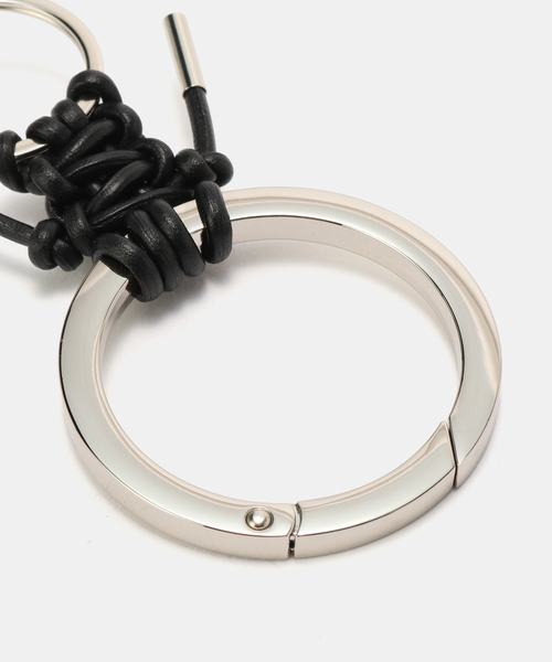 FRAMeWORK（フレームワーク）の「ITTI/イッチ CRISTY KNOTMAN RING RAPTO JP（その他小物・レディース・ブラック/ベージュ・FREE）」の6枚目の写真