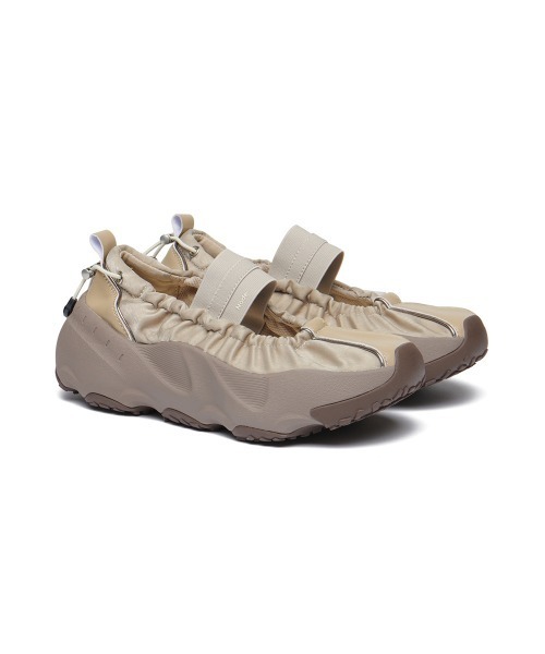ROCKFISH WEATHERWEAR（ロックフィッシュウェザーウェア）の「PUFFIN SCRUNCH SNEAKERS（スニーカー・レディース・ブラック/ベージュ・23.0cm/23.5cm/24.0cm/24.5cm/25.0cm）」の17枚目の写真