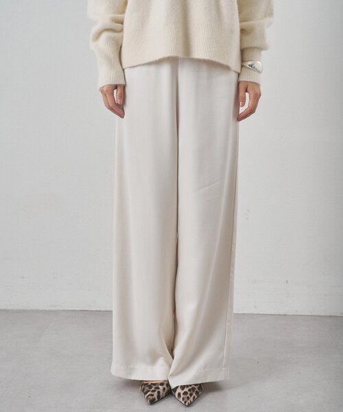 Whim Gazette（ウィムガゼット）の「フィブリルパンツ（その他パンツ・レディース・グレイッシュベージュ/ブラウン/ピンクベージュ/オフホワイト・36/38）」の19枚目の写真