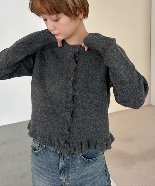 PILIT(ピリット)の「フリルカーディガン(カーディガン/ボレロ・レディース・グレー/チャコールグレー/グレイッシュベージュ・MEDIUM)」の20枚目の写真