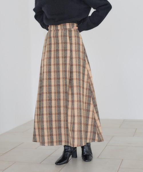 Andemiu（アンデミュウ）の「チェックジャガードフレアスカート603896（スカート・レディース・ベージュ/ブラック・FREE）」の14枚目の写真