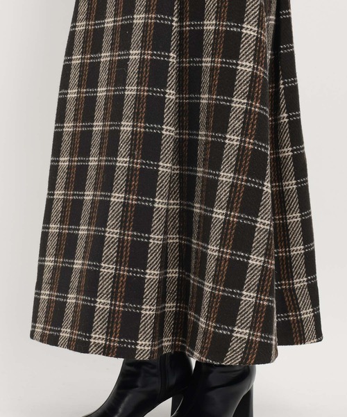 Andemiu（アンデミュウ）の「チェックジャガードフレアスカート603896（スカート・レディース・ベージュ/ブラック・FREE）」の4枚目の写真