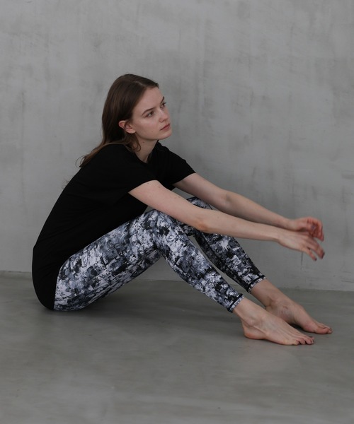 Julier sand flowerプリントスーパーハイレギンス（レギンス/スパッツ