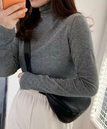 スリムフィット 細リブ ハイネックネックニット