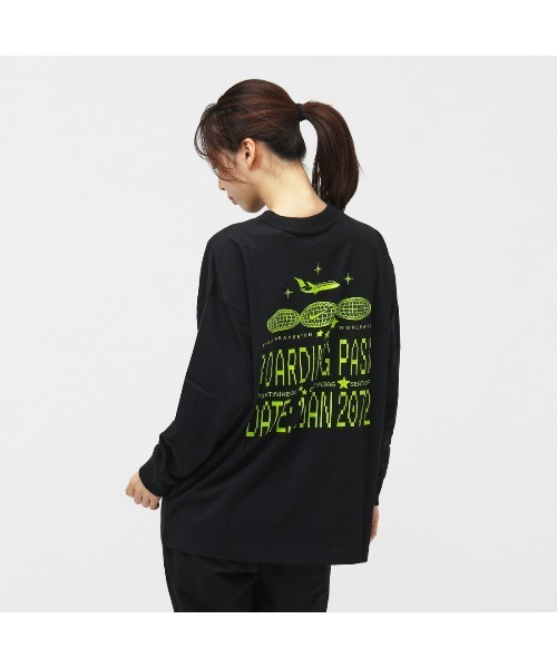 NIKE（ナイキ）の「ナイキ NIKE ナイキ  NSW OC トラベル S/S Tシャツ（Tシャツ/カットソー・レディース・ブラック/ホワイト・M/L）」の8枚目の写真