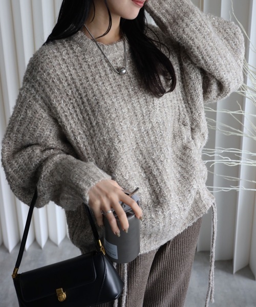 YENNA（イェンナ）の「【大人可愛いミックスニット】ミックスシャーリングビックニット（ニット/セーター・レディース・ベージュ/グリーン/ピンク/ブルー・FREE）」の2枚目の写真