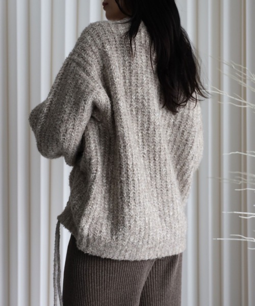 YENNA（イェンナ）の「【大人可愛いミックスニット】ミックスシャーリングビックニット（ニット/セーター・レディース・ベージュ/グリーン/ピンク/ブルー・FREE）」の10枚目の写真